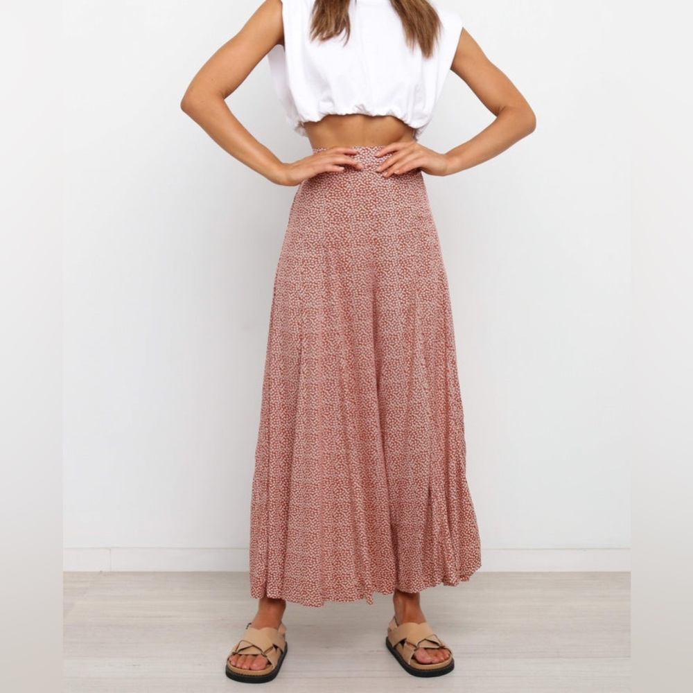 Petal + Pup NEVEAH PANT - RUST Size L, used good condition